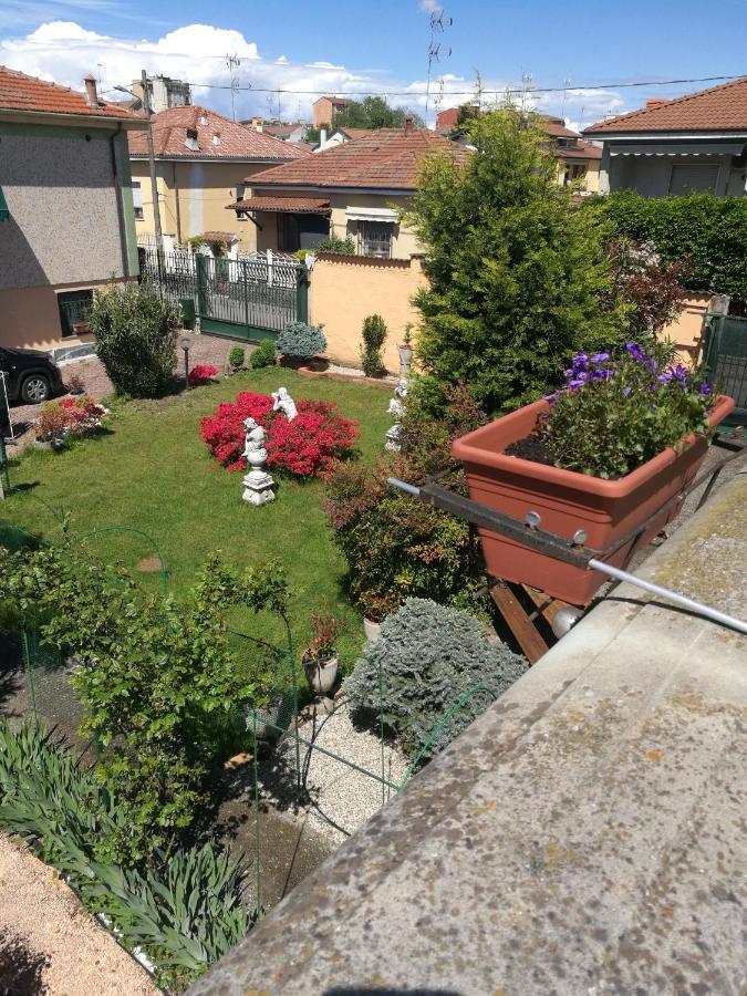 B&B Antica Corte Lombarda Мортара Экстерьер фото